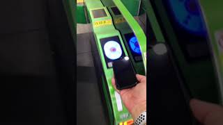 iOS 13 Apple Pay Suica Express Transit Performance on iPhone 11 Pro [upl. by Pearlman347]