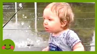 Videos para niños ★ Colección de niños traviesos con agua [upl. by Atnamas]