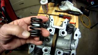 XS650 valve springs orientation [upl. by Boccaj]