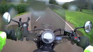 381 Curveando bajo la lluvia en la Cantabria Rider Rookie 300 [upl. by Nary141]