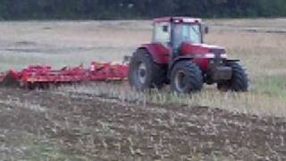 Case IH 7250 Magnum  Vaderstad Carrier 820 [upl. by Dnalsor609]