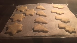 Biscotti di pasta frolla per NATALE Semplicissimi [upl. by Ennaeirb]