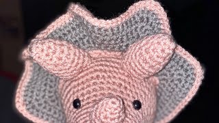 Triceratops Amigurumi [upl. by Aiderfla]