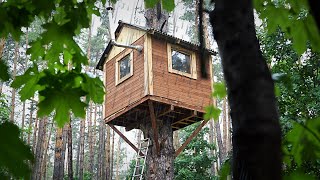 BUILDING A SECOND FLOOR IN A TREE HOUSE SHELTER OUTDOOR  Im hiding from heavy rain [upl. by Elocon]