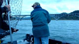 Chinook Fishing with River Secrets Guide Curtis Palmer Rogue River 93011MOV [upl. by Lathan887]