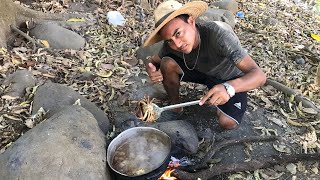 Está Es La Mejor Sopa De Cangrejo De Río Que He Probado 🇸🇻 [upl. by Ecirtel860]