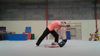 Tuto Roulade arrière piquée  How to do a back roll to handstand [upl. by Nylesoj223]