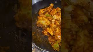 HOW TO MALKE A SIMPLE CHICKEN KABSA  ARABIAN RICE RECIPE  ONE POT CHICKEN KABSA [upl. by Ahtelrac]