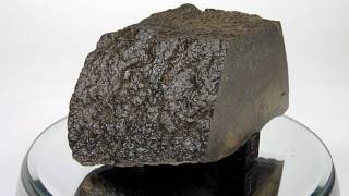 Meteorite NWA5505 chondrite CO3 [upl. by Kazimir844]