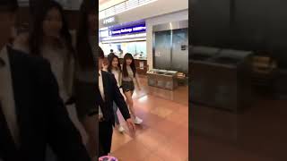 190603 IZONE arrival  Haneda Airport Japan 아이즈원 [upl. by Ferneau]