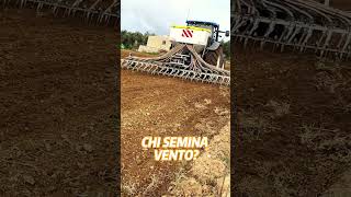 Chi semina vento… shortvideo agricoltura agriculture newholland [upl. by O'Driscoll44]