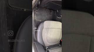 🌀 Nettoyage intérieur simple sur MINI detailing detailingcars lavageauto nettoyageauto [upl. by Apoor]