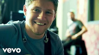 Niall Horan  Slow Hands Official Lyric Video [upl. by Ahtis]