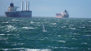 Vigorous storm in Metro Vancouver impacting flights ferries [upl. by Wat]