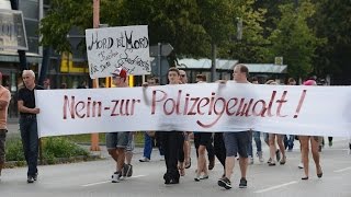 Nach Schießerei Demo in Burghausen gegen Polizeigewalt [upl. by Sutsuj316]