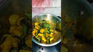 Broccoli aloo ki sabji broccoli sabji foodblogger song shortfeed fun eating [upl. by Ardy]