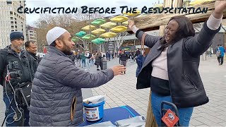 Overexcited woman reenacts the crucifiction before the resuscitation  Br Aziz  CMF Dawah [upl. by Aleen]