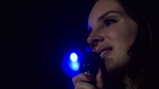 Lana del Rey  Summertime Sadness en vivo  live Español  Lyrics [upl. by Pascia]