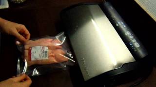 Test de mise sous vide avec le FoodSaver V2860I [upl. by Innad]