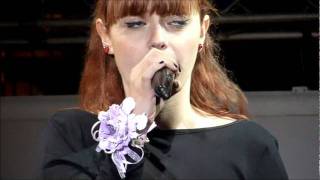 Annalisa Scarrone live a PontecagnanoDIAMANTE LEI E LUCE LUI [upl. by Richter]