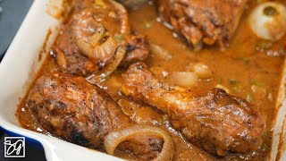 Mouthwatering Soul Food Smothered Chicken [upl. by Ettevi]