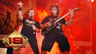 Edane  Rock In 82 Live Konser Sumatra Utara 30 Juli 2006 [upl. by Enidlarej954]