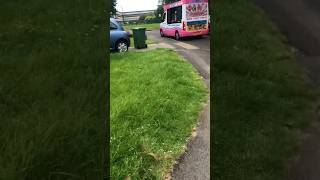 Sir Whippy ice cream van chimes Tonibell in Farnborough icecreamvan 🍦👑 [upl. by Nnahsal]