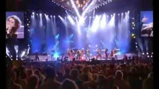 Shania Twain Live in Chicago Nah  Rock This Country [upl. by Akihsan]