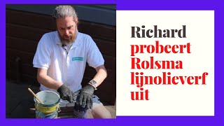 Richard Hoogstraten probeert lijnolieverf van Rolsma uit [upl. by Ihsir]