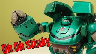 Even Animated Has Its Stinkers  transformers Animated Voyager Class Bulkhead Review [upl. by Karla523]