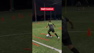 Intense exercise for ball control ⚽🦵 shorts youtubeshorts ytshort footballexerciseballcontrol [upl. by Jemmie233]