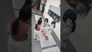 NS 펜싱클럽의 하루 어느 활기찬 용인 펜싱학원 fencing foil lesson  shorts [upl. by Akinas96]