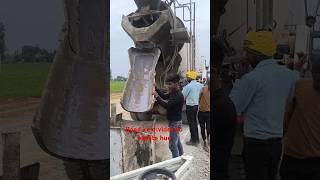 Road divider machine youtubeshorts graderwork jcb grader moradabad constructionequipment [upl. by Llekim876]