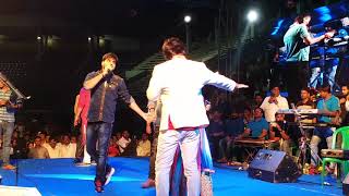 Live Show Pawan Singh and Kallu में जबरदस्त टक्कर  New Bhojpuri Live Stage Show 2018 [upl. by Yttap]