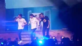 Bigflo et Oli  Papa  Zénith Toulouse  140418 [upl. by Maximilian]