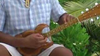 Kanua 8 string Ukulele Tuning and Bridge positioning [upl. by Saunder765]