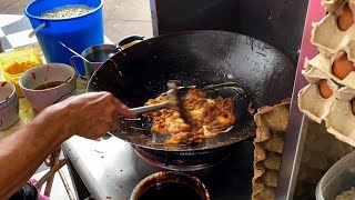 Best Char Kway Teow  炒粿条  Malaysia Street Food  Johor Bahru [upl. by Luht]