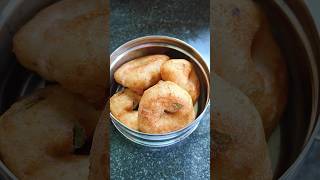 Morning super breakfast idly with Vada chutney 😊👌😀 food idli foodie shorts [upl. by Oluap]