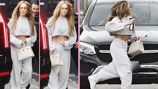 ‘No Photoshop Huge Difference’ Jennifer Lopez Desperately Tries to Hide Her Left Hand From Paps 📸 [upl. by Barn]