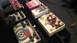 Pedalboard Looping  Boss RC30 EQD Bit Commander Rainbow Machine Hexe Revolver Pigtronix Echolution [upl. by Macario74]