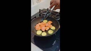 Chicken with Baby Marrow and Leekstendies cooking food viralvideo cookingvideo [upl. by Archibaldo]