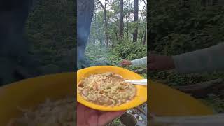 Pahad ke jangal me mggi food foodie maggipoint love maggilove foodlover nature [upl. by Uohk365]