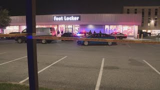 Man shot killed inside Foot Locker store in Prince Georges Co [upl. by Rehpitsirhc]