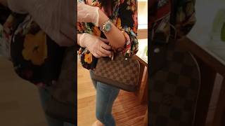 Alma bb ör Alma pm what fits inside lv alma bb almabb louisvuitton luxuryhandbags [upl. by Jael]