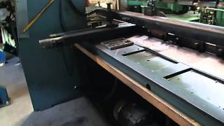 Amada RG 100L Hydraulic Press Brake [upl. by Henarat]