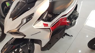 Honda AirBlade 125 phiên bản màu trắng đỏ đen [upl. by Anaig181]