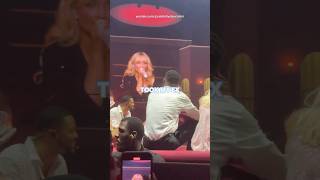 Sabrina Carpenter Nonsense intro in Chicago is INSANE 😂 sabrinacarpenter shorts [upl. by Mutua]