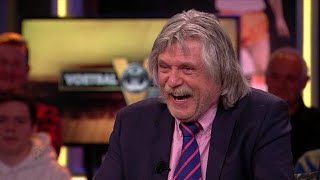 Johan Derksen deed dutje in auto Ze dachten dat ik dood was  VOETBAL INSIDE [upl. by Ikoek]