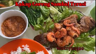 Cara Memasak Ikan Kakap Merah Goreng Sambal Belacan Plus Lalapan Makannya Auto Nambah [upl. by Wilbur]