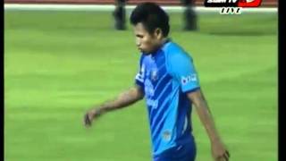 Highlight HD Chonburi FC VS Buriram PEA Toyota Cup  32 [upl. by Esnohpla]